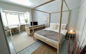 Hogland Apartments - 1